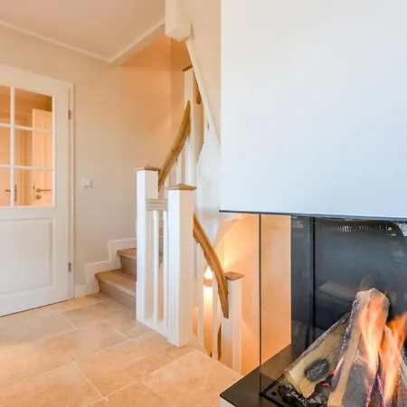 Haus Steghues بيت للعطل