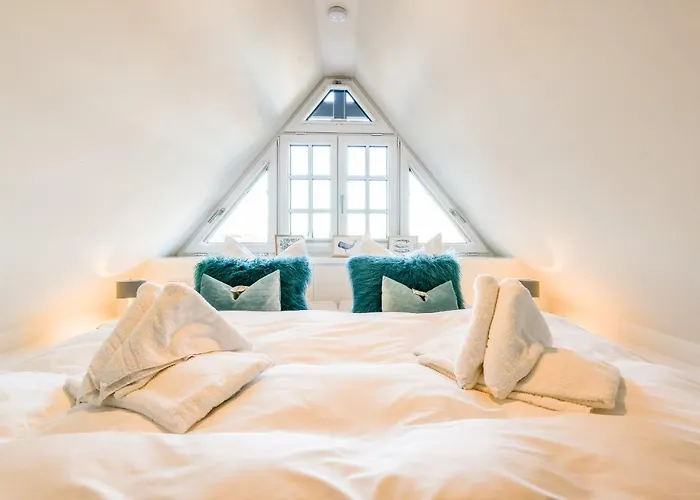 Semesterbostad Haus Steghues *